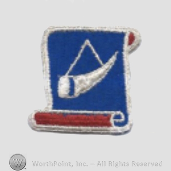 US Army Shoulder Sleeve Insignia: 182nd Regimental Combat Team.