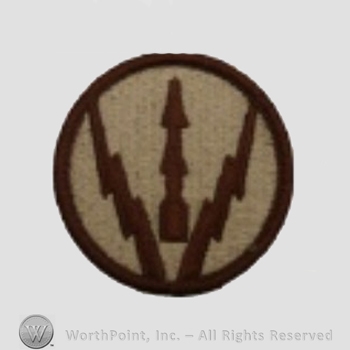 US Army Shoulder Sleeve Insignia: Air Defense Artillery Center and School.