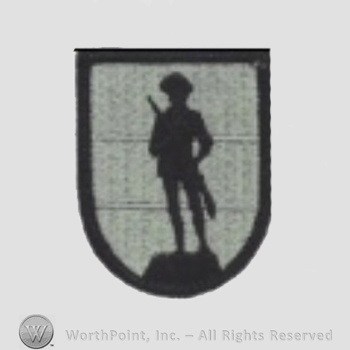 US Army Shoulder Sleeve Insignia: Armor National Guard Schools.