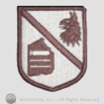 US Army Shoulder Sleeve Insignia: Defense Language School.