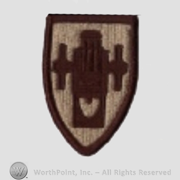 US Army Shoulder Sleeve Insignia: Field Artillery Center and School.