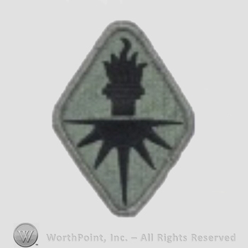 US Army Shoulder Sleeve Insignia: Intelligence Center and School.