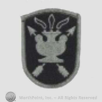 US Army Shoulder Sleeve Insignia: John F. Kennedy Special Warfare Center.
