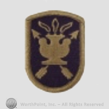 US Army Shoulder Sleeve Insignia: John F. Kennedy Special Warfare Center.