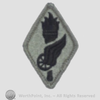 US Army Shoulder Sleeve Insignia: Transportation Center and School.