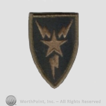 US Army Shoulder Sleeve Insignia: 3rd Signal Brigade.