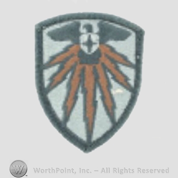 US Army Shoulder Sleeve Insignia: 7th Signal Brigade.