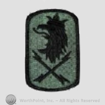 US Army Shoulder Sleeve Insignia: 22nd Signal Brigade.