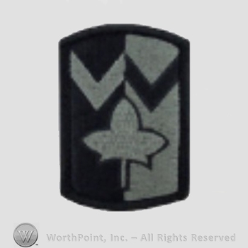 US Army Shoulder Sleeve Insignia: 4th Sustainment Brigade.