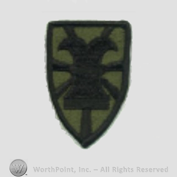 US Army Shoulder Sleeve Insignia: 7th Sustainment Brigade.