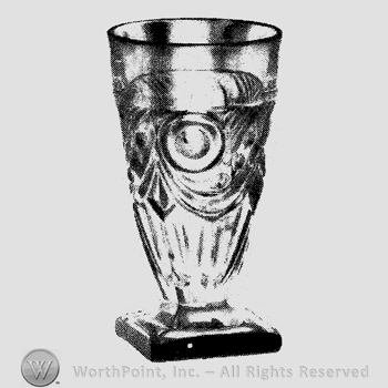 Glass pattern: Ipswich; footed soda.