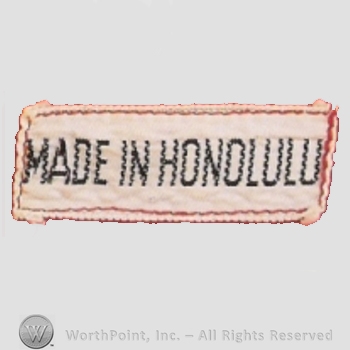 Clothing label : Made in Honolulu.