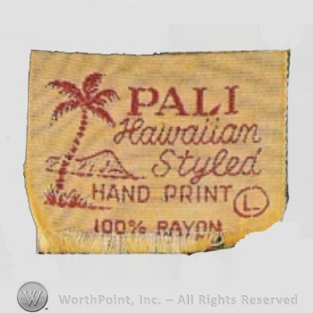 Clothing label : Pali Hawaiian Style.