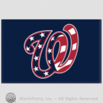 Washington Nationals sport logo: W.