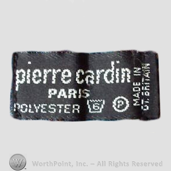 Clothing label : Pierre Cardin.