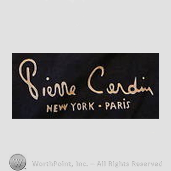 Clothing label : Pierre Cardin.
