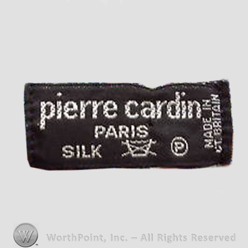 Clothing label : Pierre Cardin.