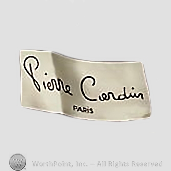 Clothing label : Pierre Cardin.
