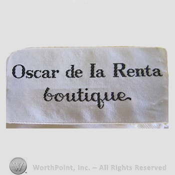 Clothing label : Oscar de la Renta.