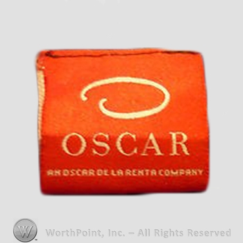 Clothing label : Oscar de la Renta.