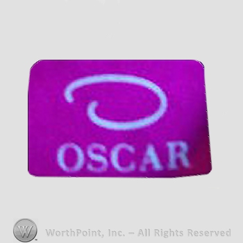 Clothing label : Oscar de la Renta.