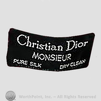 Clothing label : Christian Dior.