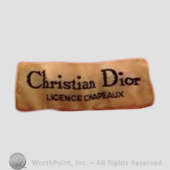 Clothing label : Christian Dior.