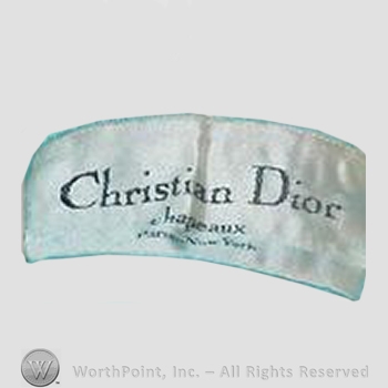 Clothing label : Christian Dior.