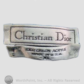 Clothing label : Christian Dior.