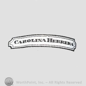 Clothing label : Carolina Herrera.