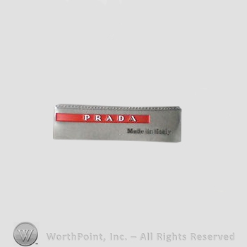Clothing label : Prada.