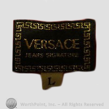 Clothing label : Versace.