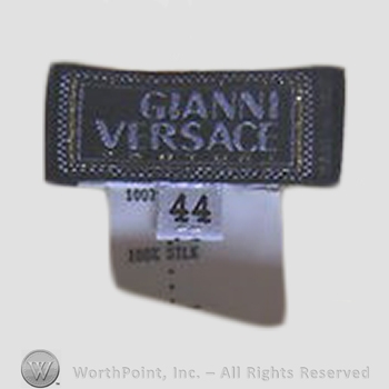 Clothing label : Versace.