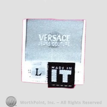 Clothing label : Versace.
