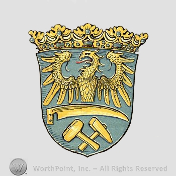 Heraldry: crown, golden eagle, two hammers, scythe, shield.