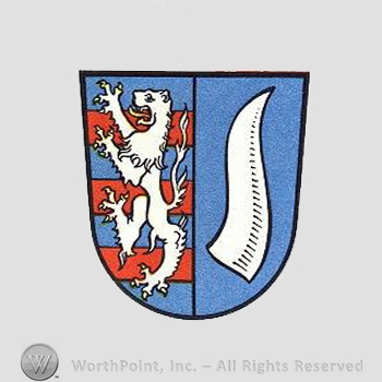 Heraldry: shield, lion, tail.