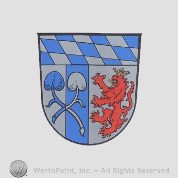 Heraldry: shield, diamonds pattern, lion, crown, leaves.