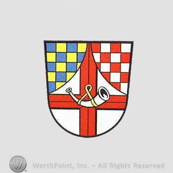 Heraldry: shield, cross, horn, chequered fields.