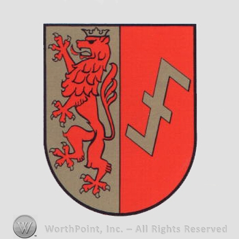 Heraldry: shield, lion rampant, crown, hook.