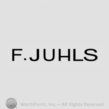 The text ''F. Juhls''.