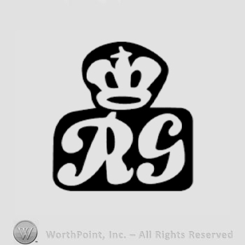 A border with the monogram of letters ''R'' and ''G'' and a crown.