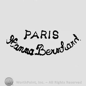 The text ''Paris Hannah Bernhard''.