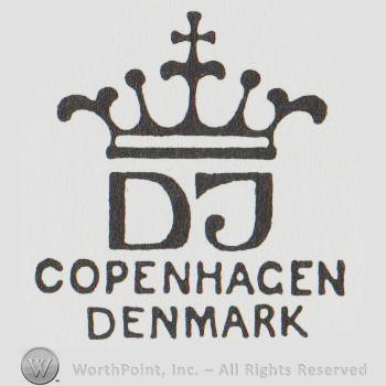 logo with a crown and "DJ copenhagen denmark"