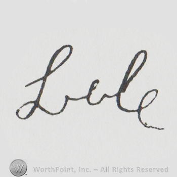 handwritten Lele with the initial letter in uppercase