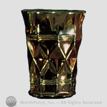 Glass pattern: Banded Diamonds.