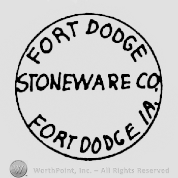 Fort Dodge written arched above Stoneware Co. written above Fort Dodge Ia., all inside of a circle shape frame