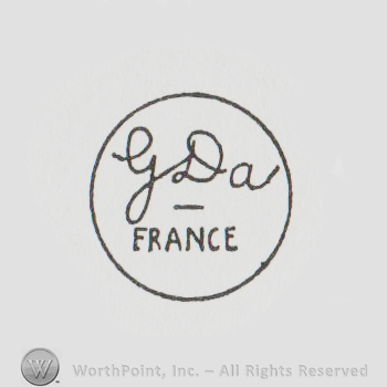 circle with "GDA France" inside