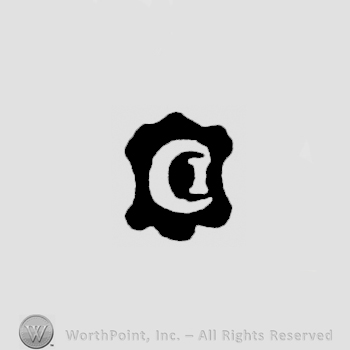Crescent enclosing I