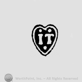 IT in a heart shape