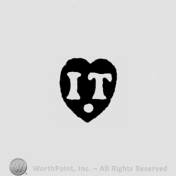 IT in a heart shape